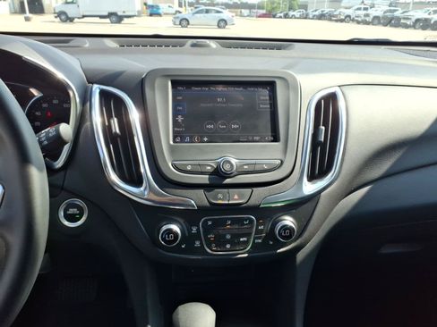 Used 2024 Chevrolet Equinox LT w/ LPO, Floor Liner Package FWD image 10