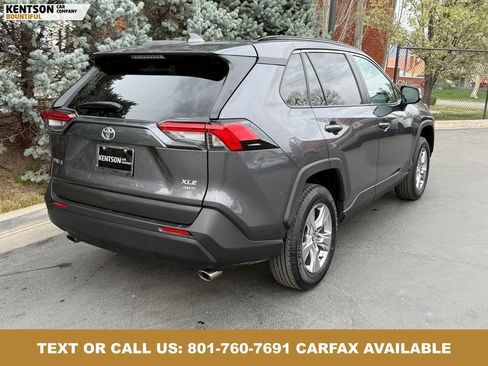 Used 2025 Toyota RAV4 XLE AWD/4WD image 8