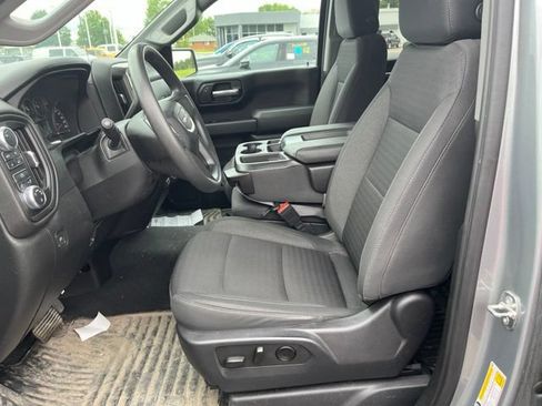 Used 2023 GMC Sierra 1500 Pro w/ Graphite Edition AWD/4WD image 7