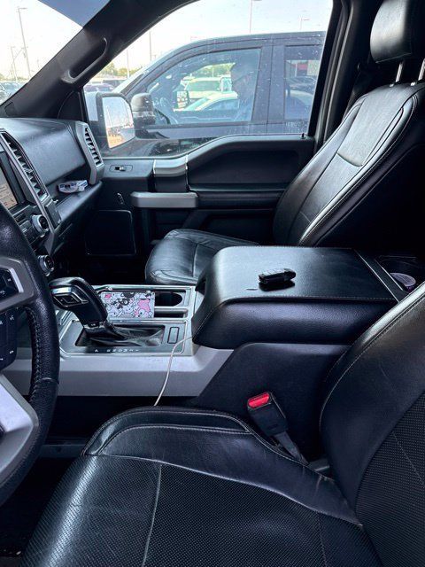 Used 2016 Ford F150 Lariat w/ Equipment Group 502A Luxury AWD/4WD image 5