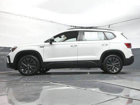 Used 2022 Volkswagen Taos S image 37