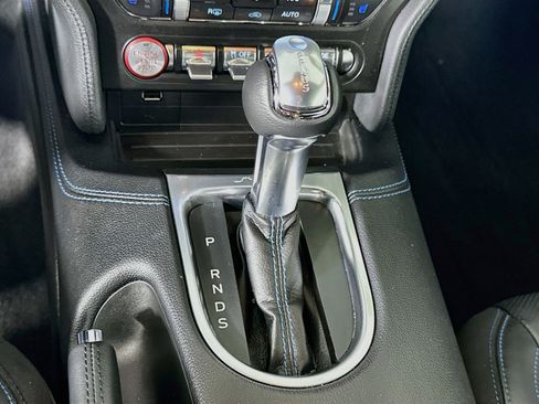 Used 2022 Ford Mustang GT Premium w/ Equipment Group 401A RWD image 25