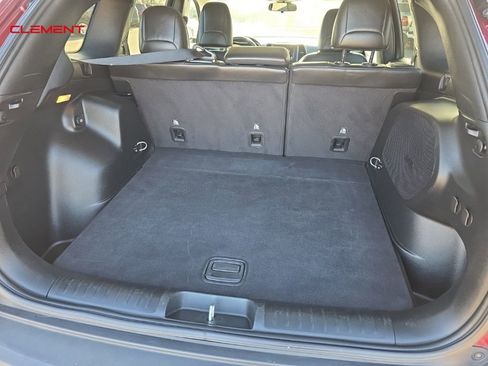 Used 2020 Jeep Cherokee Latitude Plus image 26