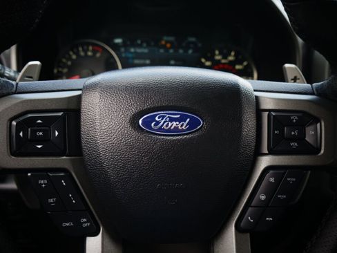 Used 2019 Ford F150 Raptor w/ Equipment Group 802A Luxury image 19