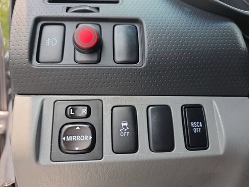 Used 2015 Toyota Tacoma 4x4 Double Cab w/ SR5 Package image 26
