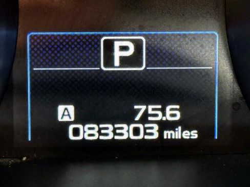 Used 2018 Subaru Outback 3.6R Limited AWD/4WD image 31
