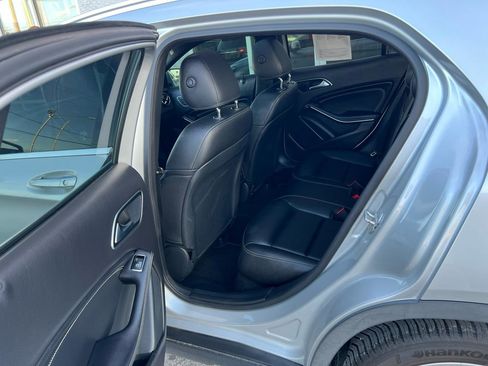 Used 2018 Mercedes-Benz GLA 250 4MATIC image 15