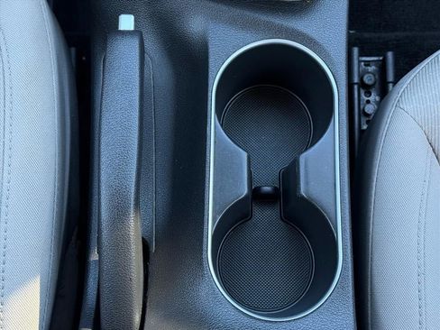 Used 2018 Hyundai Elantra SEL image 24