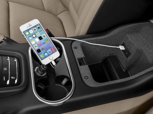 Used 2016 Porsche Cayenne image 64