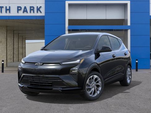 New 2027 Chevrolet Bolt LT w/ Comfort Package FWD image 6