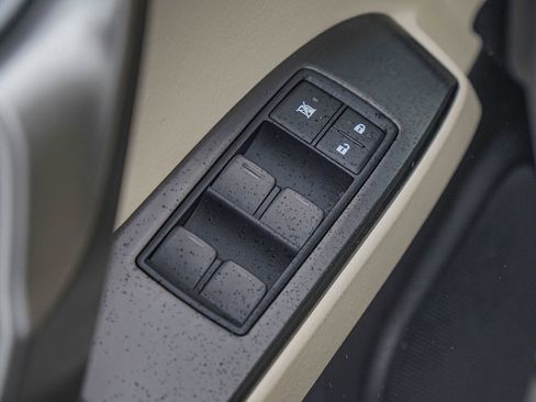 Used 2023 Lexus GX 460 Premium image 23