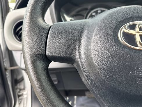 Used 2016 Toyota Yaris L FWD image 14