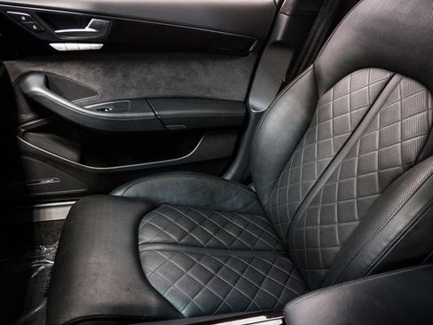 Used 2017 Audi A8 L 4.0T w/ Driver Assistance Package image 35