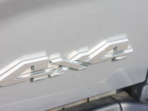 Used 2023 RAM 2500 Limited AWD/4WD image 12