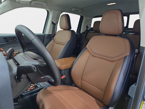 Used 2024 Ford Maverick Lariat w/ 4K Tow Package image 17