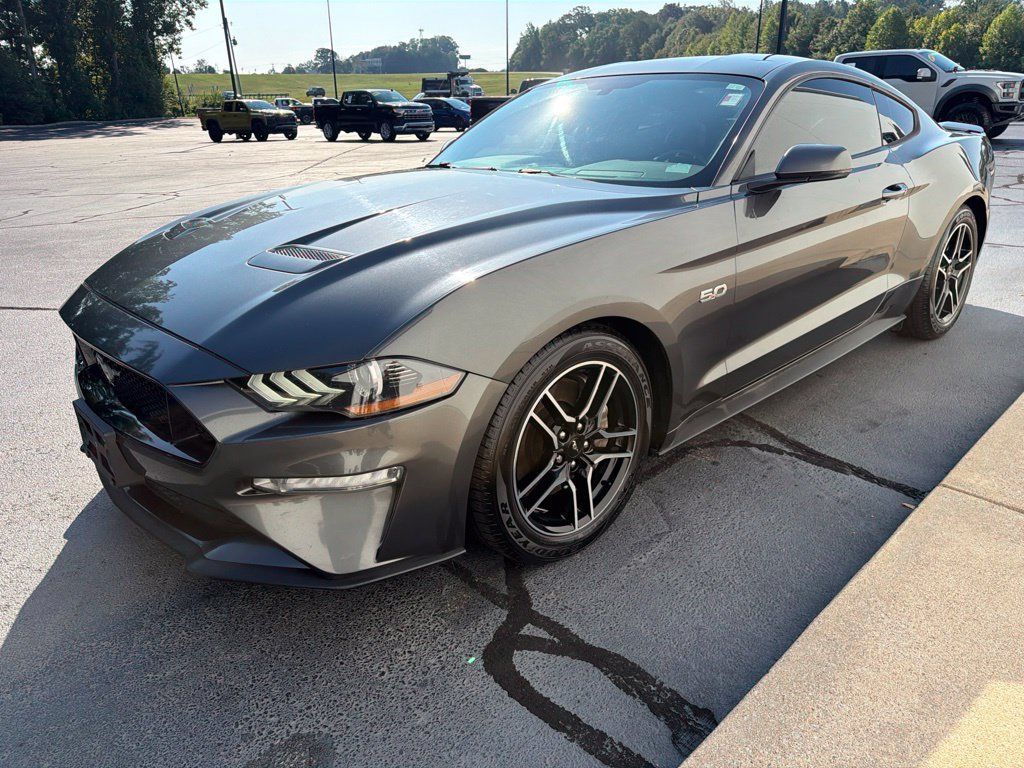 Used 2019 Ford Mustang GT Premium RWD image 5