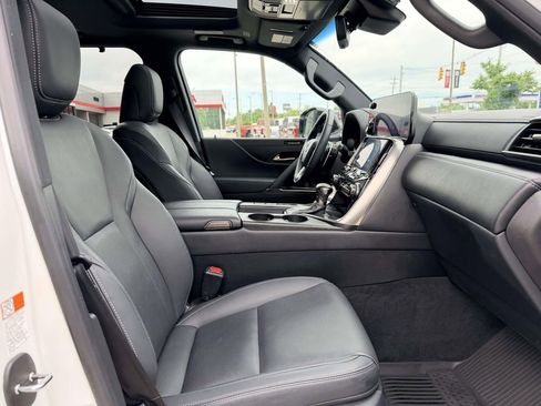 Used 2024 Lexus LX 600 4WD w/ Appearance Package image 14