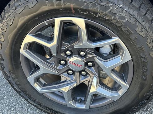 New 2026 GMC Sierra 1500 SLT w/ SLT Premium Plus Package image 33