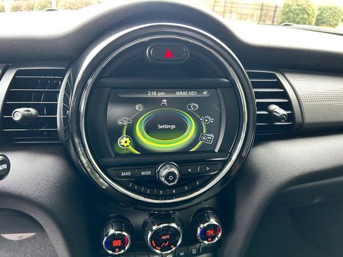 Used 2017 MINI Cooper 2-Door Hardtop image 26