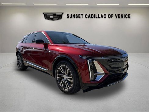 New 2026 Cadillac Lyriq Luxury image 1