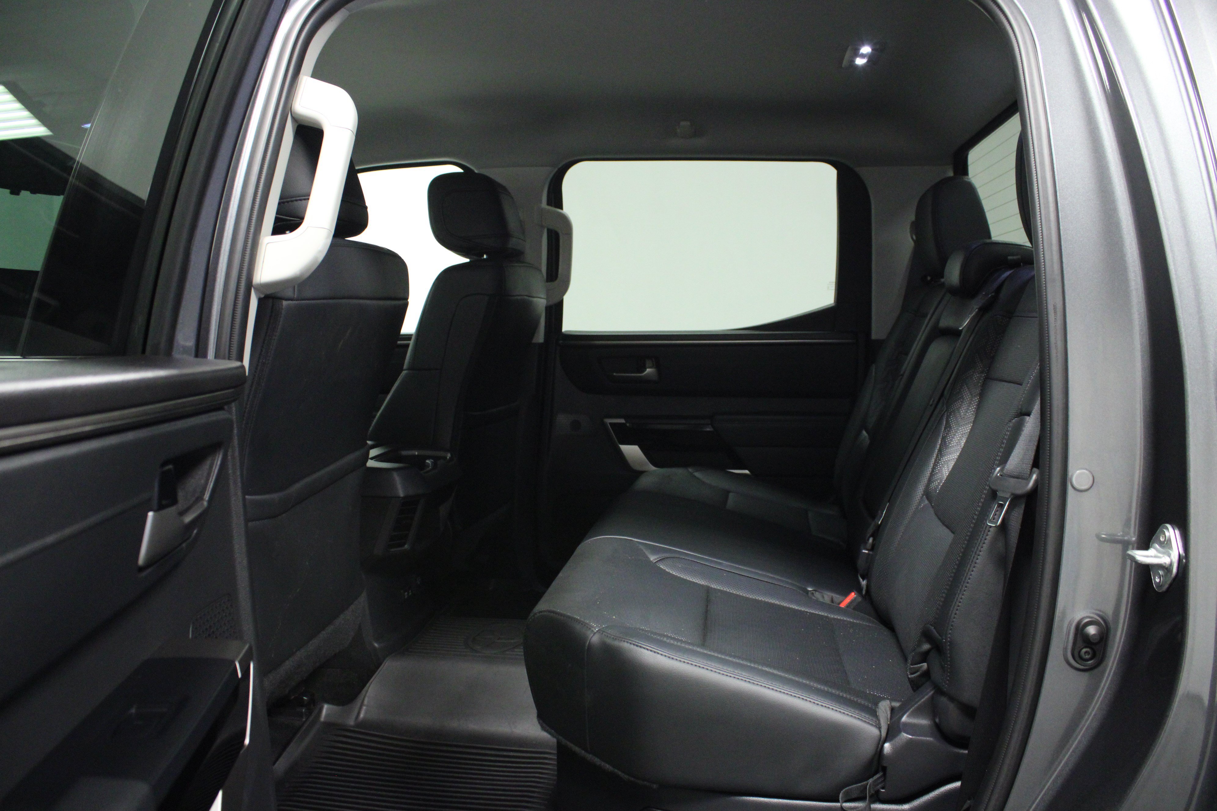 Used 2024 Toyota Tundra Limited AWD/4WD image 13