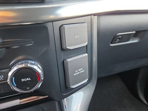 Used 2022 Ford F150 Lariat AWD/4WD image 11