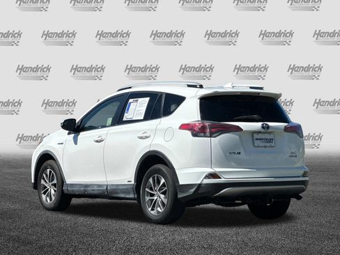 Used 2016 Toyota RAV4 XLE image 7