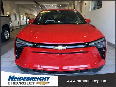 Used 2024 Chevrolet Blazer EV LT AWD/4WD image 41