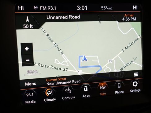 Used 2023 Jeep Renegade Latitude w/ Premium Group image 8