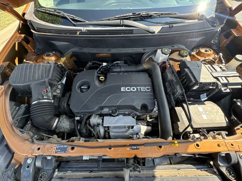 Used 2018 Chevrolet Equinox LS image 26