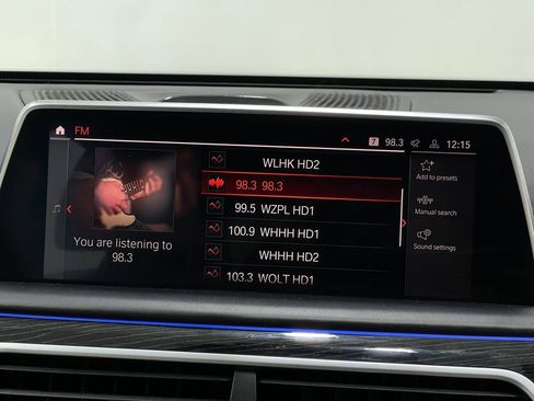 Used 2021 BMW 750i xDrive w/ Executive Package image 25