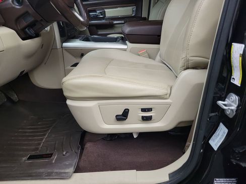 Used 2018 RAM 3500 Laramie w/ Cold Weather Group image 12