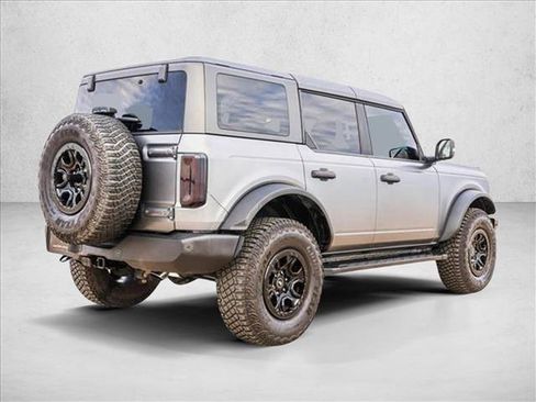 Used 2023 Ford Bronco Wildtrak image 5