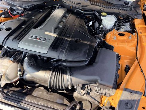 Used 2018 Ford Mustang GT RWD image 15