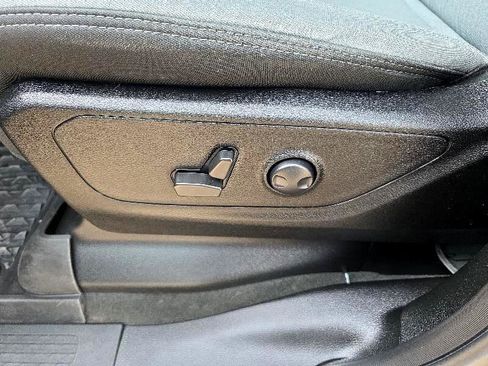 Used 2022 RAM 1500 Big Horn image 24