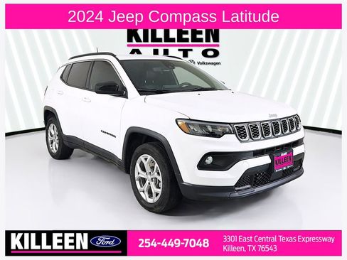 Used 2024 Jeep Compass Latitude image 1