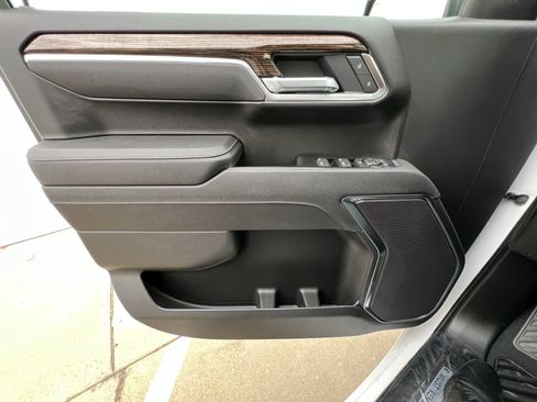 New 2026 GMC Sierra 1500 SLE w/ Preferred Package image 29