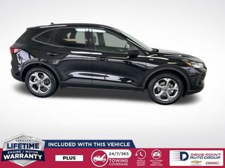 Used 2025 Ford Escape ST-Line FWD video 2