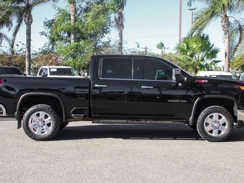 Used 2020 Chevrolet Silverado 2500 LTZ w/ LTZ Premium Package image 10