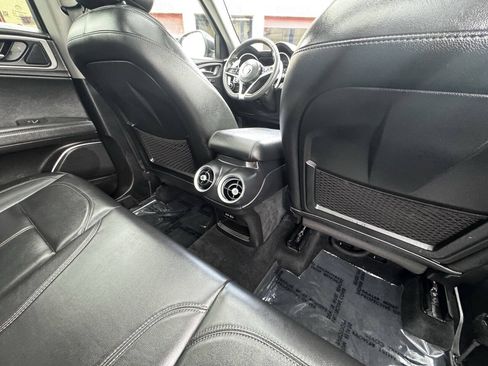 Used 2019 Alfa Romeo Stelvio Sport w/ Quick Order Package 22J Sport AWD/4WD image 22