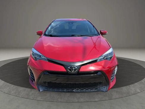 Used 2019 Toyota Corolla SE FWD image 2