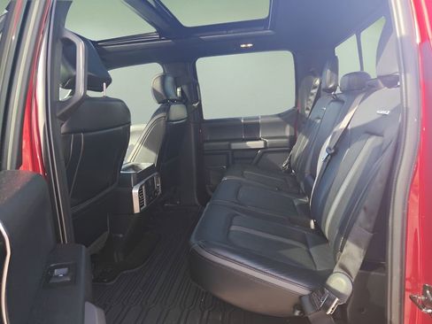 Used 2019 Ford F150 Platinum w/ Equipment Group 701A Luxury image 32