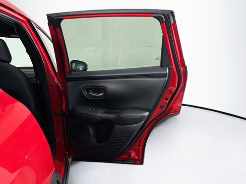 Used 2025 Honda HR-V Sport image 28