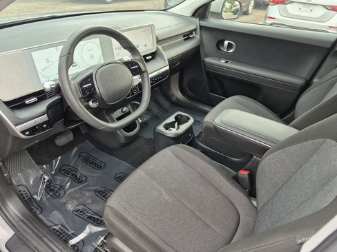 Used 2024 Hyundai Ioniq 5 SE RWD image 19
