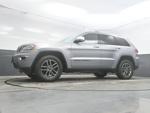 Used 2020 Jeep Grand Cherokee Limited AWD/4WD image 38