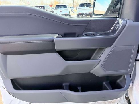 Used 2025 Ford F150 XLT w/ Equipment Group 301A Standard image 13