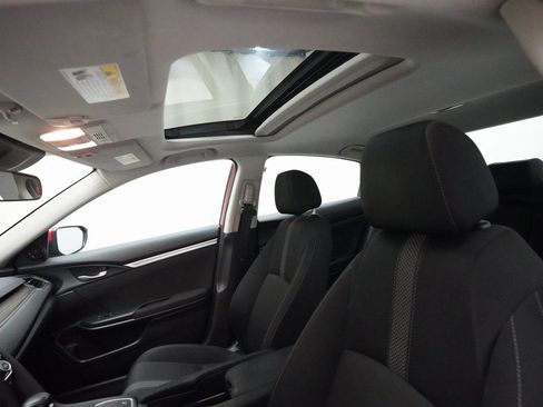 Certified 2019 Honda Civic EX image 31