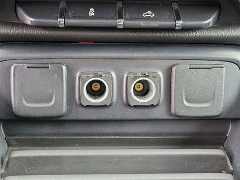 Used 2016 Chevrolet Silverado 1500 LT w/ All Star Edition image 30