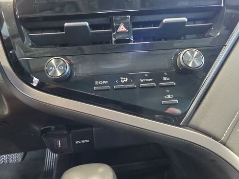 Used 2024 Toyota Camry SE FWD image 21