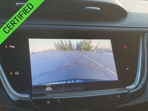 Certified 2022 Cadillac XT6 Premium Luxury image 16